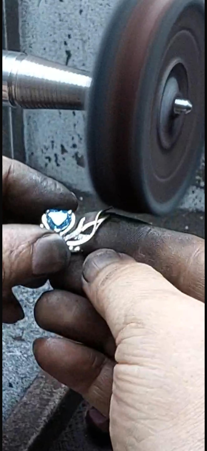 NIA jewellery being finished by hand in Cairo
